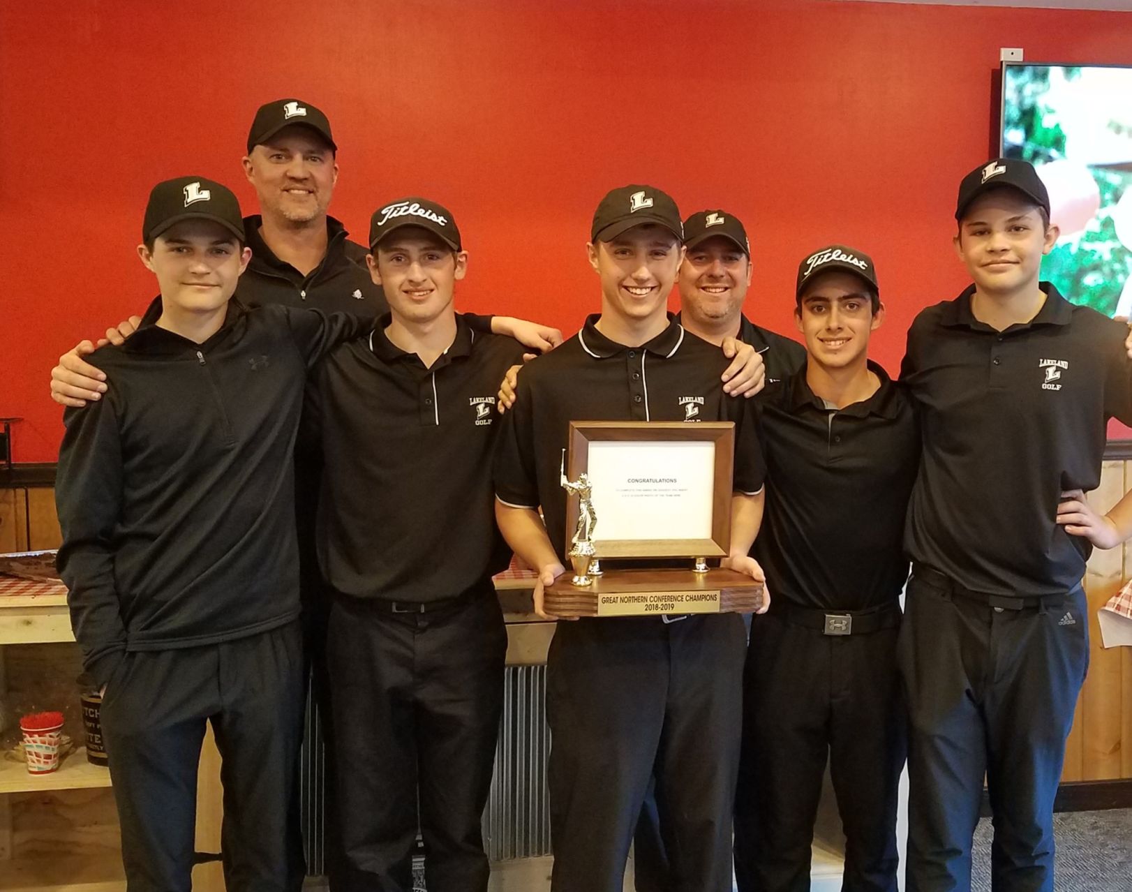 2019 Minocqua Lakeland boys golf team